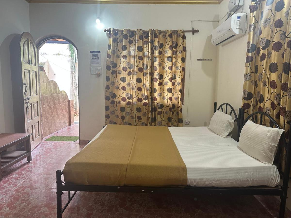 Casa De Calangute Hotel ภายนอก รูปภาพ